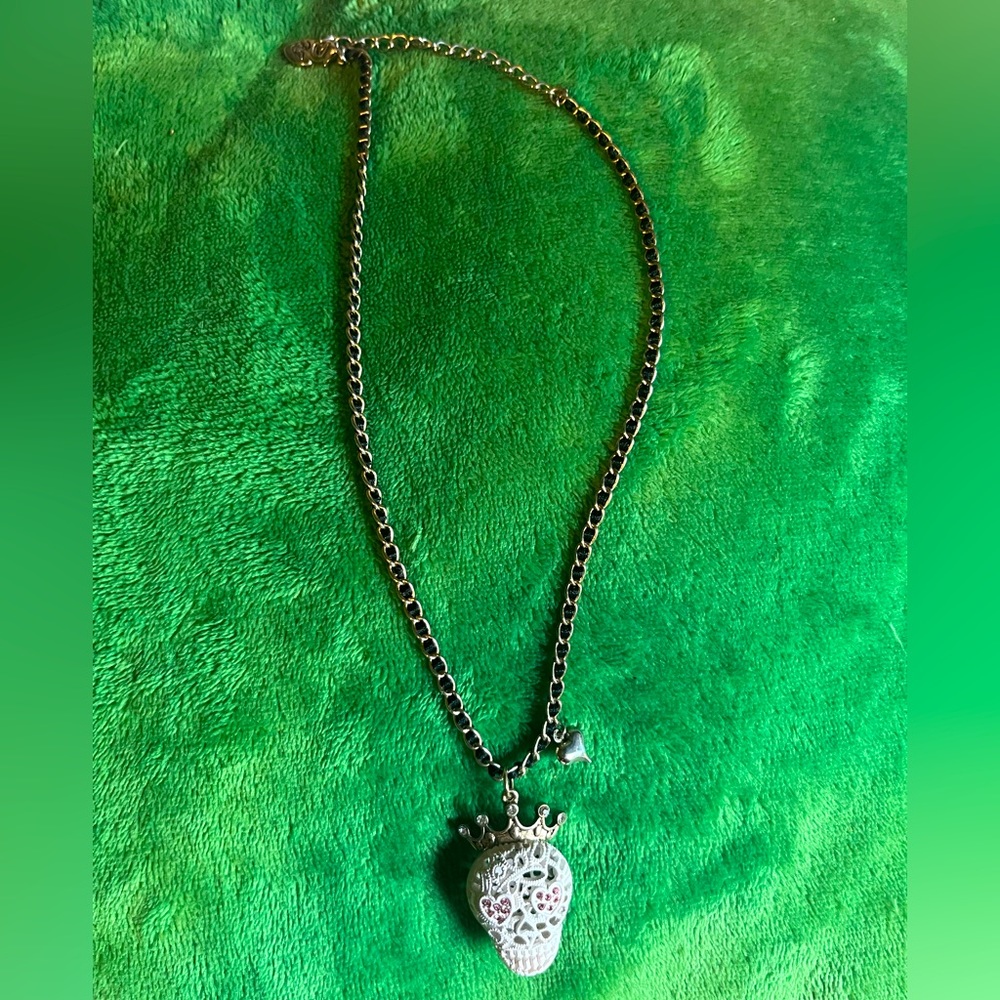 Betsey Johnson White Skull Necklace